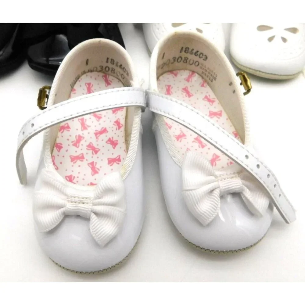 Large Lot Infant Girl 0 1 2 Soft Sole Crib Shoes Vintage Toddle Time Gold Bug